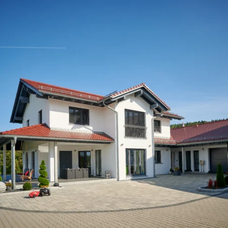 Zimmerei Zisler ist Ihr kompetenter Partner rund um den Holzbau || Kompetente Beratung - Individuelle Planung - Premium-Qualität